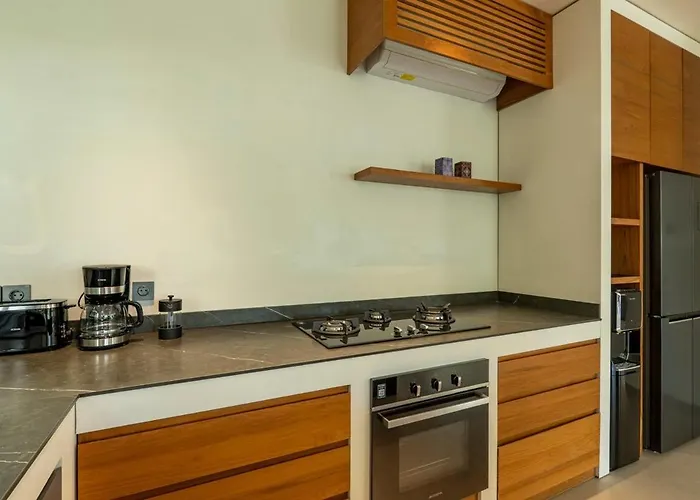 Exclusive 3br Modern In A Gated * チャングー